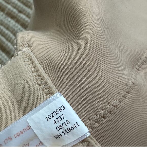 Cacique Cafe Beige Invisible Backsmoother Lightly Lined Full Coverage Bra 46C - Picture 6 of 7